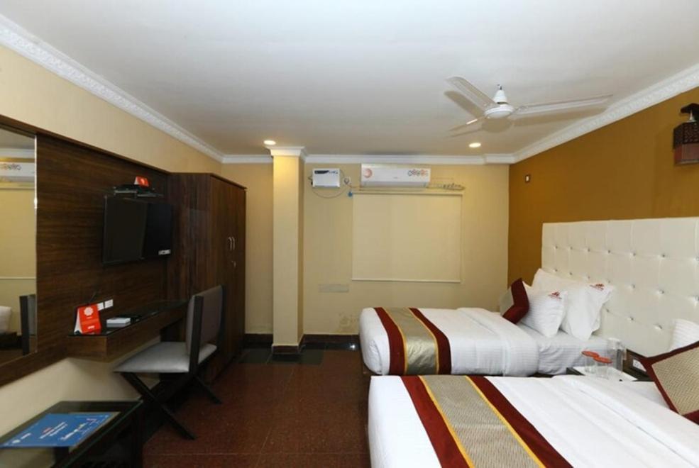 Hotel Titanium Tower Čennai Exteriér fotografie